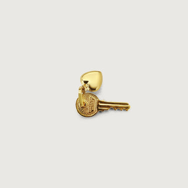 Key-to-Heart Mini Pendant Charm in 18k Gold