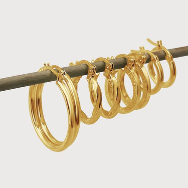 Med Hoop Earrings in 18k Gold