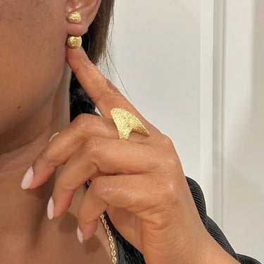 Zaya Crystal Ball Screw-back Earrings in solid 18k Gold