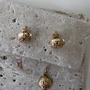 Geometric Textured Stud Earrings & Pendant Set in 18k Gold