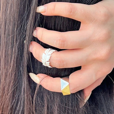 Groove Chunky Feather Ring In Sterling Silver