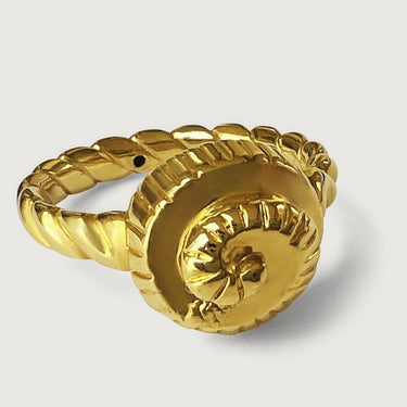 Swirla Gold Ring in solid 18k Gold