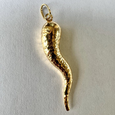 Twist Chili Pepper Muse Pendant Charm in 18k Gold