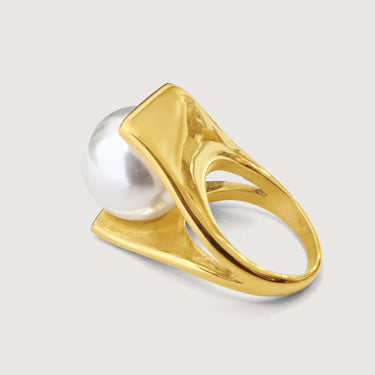 Pearl Eye Ring