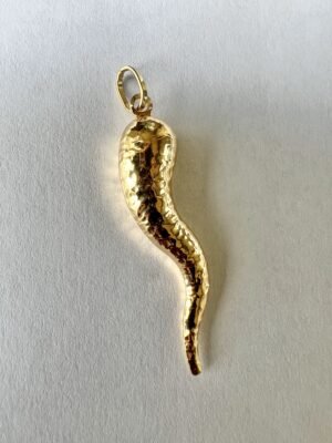 Twist Chili Pepper Muse Pendant Charm in 18k Gold